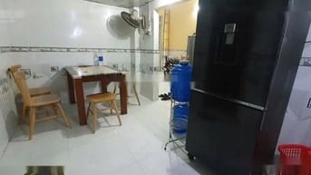 Cho thuê nhà hẻm 2m(XM) Trần Quốc Toản, P.V.T.Sáu, Q.3 giá 9.5tr