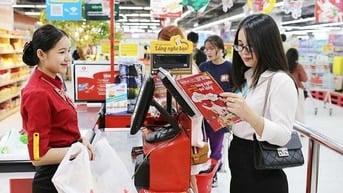 Siêu thị mini tuyển nhân viên 