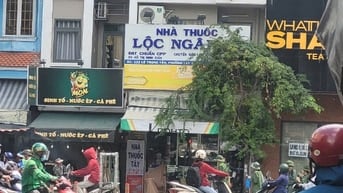 Cho thuê nhà nguyên căn số 122-124 Lê Trọng Tấn, 1 trệt, 2 lầu
