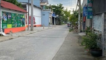 Bán nhà 80m2 gần bến xe an sương giá 890 triệu sổ hồng riêng