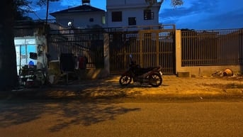 Cho thuê mặt tiền đường D3 ngay Đỗ Xuân Hợp đi vào
