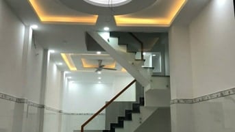 4x15, nhà có 2 lầu đúc. Mặt tiền thông đường 16b, Gò Xoài vào.