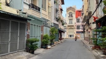 Hẻm xe tải Bàu Cát, P.12, Quận Tân Bình. DT: 8 x 26m, cấp 4, GPXD 5L