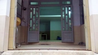 Phòng ở mặt tiền hẻm 47, đường Lò Lu, P. Long Phước, TP. HCM