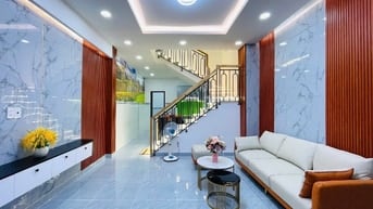 BÁN NHÀ NHỎ 48m2 HẺM TÂN CANH,TÂN BÌNH.GẦN CHỢ PHẠM VĂN HAI,CHÍNH CHỦ 