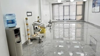 HÓT NHẤT LONG BIÊN. TOÀ VĂN PHÒNG  - 30M  RA HỒ TIỆN ÍCH BẠT NGÀN. 29T