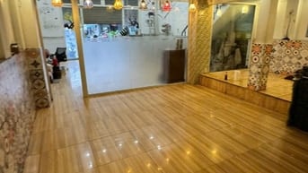 Cho thuê nhà mặt đường ô tô 6m . DT 98m2 (7 x 14m ) 1 trệt 1 lửng đúc 