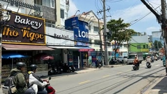 Bán nhà MT Bùi Đình Tuý ( đoạn đẹp ) P12 BT. 4.72x20m 5 Tầng HĐT 45Tr.