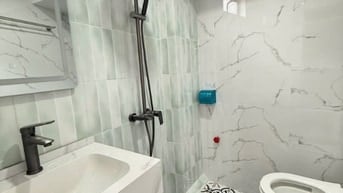 Nhà đẹp ngõ Lê Duẩn, giá 24.2 tỷ, 82m2x7T, thang máy, ẢNH THẬT 