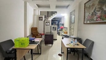 Cho thuê Nhà Phố Tân Quy giá 25 triệu ( 4x21, 3 lầu nhà đẹp)