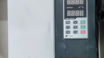 Thanh lý tủ biến tần POWTRAN 22KW 3 pha, 380V