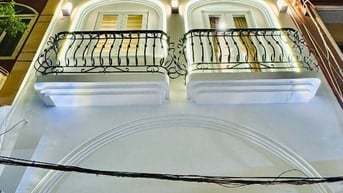 Cần tiền bán gấp Nhà 3 lầu tuyệt đẹp Cao Cấp hẻm xe hơi Lê Tự Tài, P5
