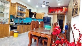 Nhỉnh 7 Tỷ TL!  79M² – 4 Tầng4pn, HẺM XE TẢI – Ô TÔ NGỦ TRONG NHÀ –
