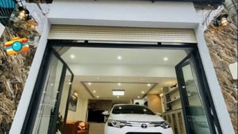 Bán nhà hẻm thông xe hơi mới đẹp 5 x 10 full nội thất đts122m2 6t390