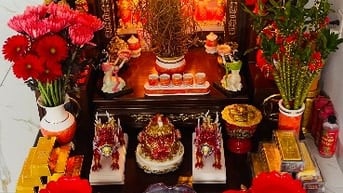 Tuyển nhân viên nữ bán hàng nhanh nhẹn