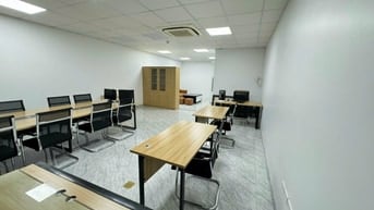 Cho Thuê văn phòng ,Võ Chi Công , Lạc Long Quân ,xuân La 80m2, 7t/th