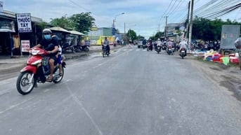 Siêu phẩm 1000mv vườn Mặt Tiền đường Năm Liệt đang trải nhựa cần bán 