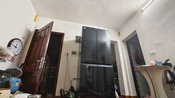 Bán Nhà Tầng 2 Hướng Đường Lớn, Gần BV & ĐH – An Ninh Tốt, Giao Nhà Li
