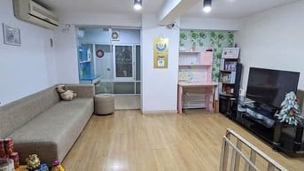 Cho thuê CCMN 3PN, 80m2,  11TR Q. CẦU GIẤY