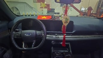Bán xe Ford teritori xe giám đốc đi 