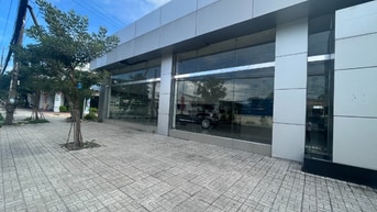 Cần bán nhà xưởng ô tô trên đường Trần Hưng Đạo Long Xuyên An Giang