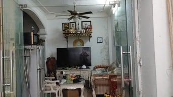 Cẩn bán gấp căn nhà trên thủ tục nhanh gọn giao nhà ngay