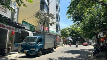Bán Nhà C4 Mặt Tiền đường Phạm Cự Lượng, Sơn Trà Dt 51m2 – Giá 6,X Tỷ
