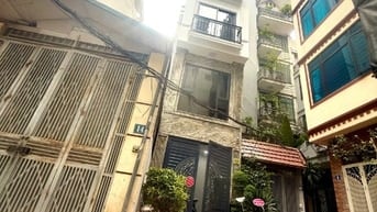 Cho thuê căn hộ tòa nhà 7 tầng ngõ 43 Lạc Long Quân Tây Hồ 