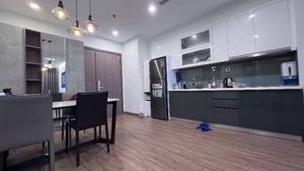 Chính chủ cho thuê cc cao cấp vinhomes metropolis 2PN-80m2