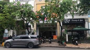 Cho thuê nguyên căn nhà phố Hưng Gia Hưng Phước ,Phú Mỹ Hưng giá tốt