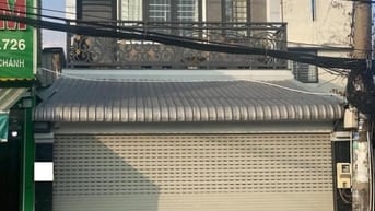 Chú 7 cần bán nhà 1 trệt 1 lầu.
