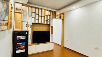 Tôi bán Tập thể Hai Bà Trưng giá 2,48 Tỷ, 58m2. 2N+VS. LÔ GÓC 