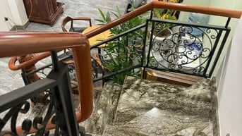 Bán Nhà 2MT HXH đường Nguyễn Cửu Vân P17 BT. 4.1x17m 4 Tầng 15.6 Tỷ.