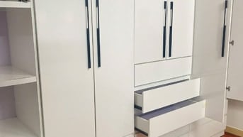 Cho thuê nhà đủ nội thất, 25m*5 tầng, phố Vọng, HBT, Hà Nội. Giá 10tr