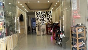 Bán nhà trong ngõ phố Vĩnh Hưng -Hoàng Mai, DT 43,2m2 xây 5 tầng