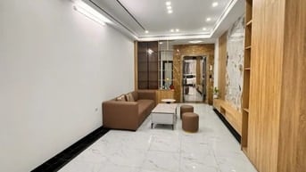 Siêu phẩm Cầu Giấy, Oto ngủ trong nhà, Thang máy, 44m, 6 tầng, Gía 16,