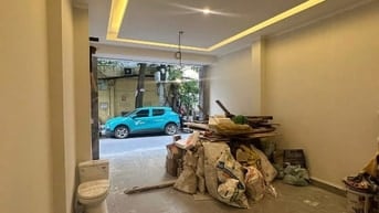 Hoàng Cầu, sổ hoa khôi, Gara, trước nhà 5m ô tô tránh dừng đỗ