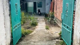 NGỘP NGÂN HÀNG CẦN BÁN GẤP CĂN NHÀ Ở HÓC MÔN, GiÁ 670 TRIỆU,102m2, SHR