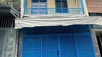 Cho thuê nhà hẻm 5m(XH) Lạc Long Quân, P.11, Q.Tân Bình giá 13tr