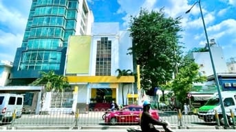 Bán tòa nhà mặt tiền Phan Đăng Lưu, Phú Nhuận đang cho thuê