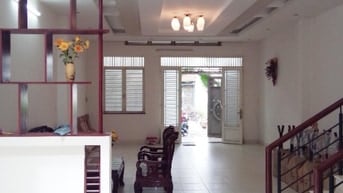 Cho Thuê Nhà Nguyên Căn 6x20m KDC Bình Hưng, giáp ranh Quận 8