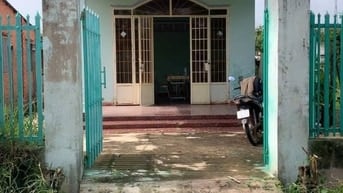 Cần bán gấp căn nhà ở ngay Đ. Hồ Thị Lai , Củ Chi 112m2 SHR giá 820tr