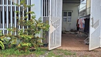  Chú tư cần bán gấp căn nhà ở Đ. BaSa , Phước Hiệp 140m2 SHR giá 799tr