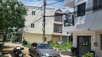 🔥 Bán Nhà Quận 8 – Nhà Đẹp 4.5x11m, Đúc 2 Lầu, 4 Phòng Ngủ, đường 9m