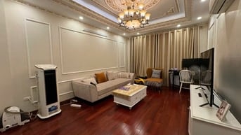 Siêu hiếm toà 8,5T thang máy P/Lô Víp Láng Hạ vỉa hè oto tránh kd tốt