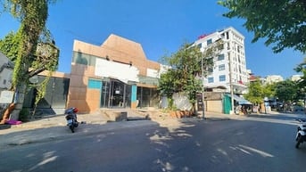 Bán gấp lô đất lớn Quốc Hương, 16,5m mặt tiền, quy hoạch cao ốc