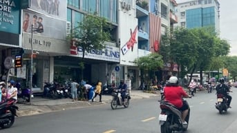 Bán gấp nhà mặt tiền Sư Vạn Hạnh, 8,5x25m, 7 lầu, giá 79,8 tỷ
