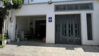 Bán nhà mặt tiền 8 x 16, 6 phòng ngủ