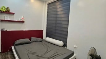 Tôi bán nhà Hai Bà Trưng giá 4,5 Tỷ, 18m x5 Tầng. Cách phố 20m