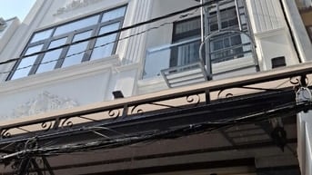 Bán nhà hẻm ba gác đường 11 phường 4 quận 4 giá 9,2 tỷ